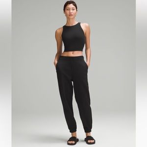 Lululemon Relaxed High-rise Jogger in Black